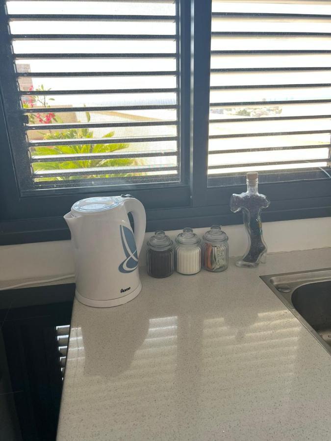 Apartamento סטודיו חדש ויפה עם נוף לים Netanya Exterior foto