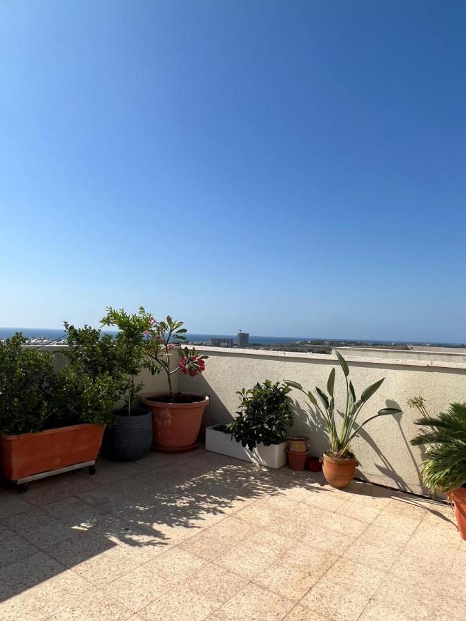 Apartamento סטודיו חדש ויפה עם נוף לים Netanya Exterior foto
